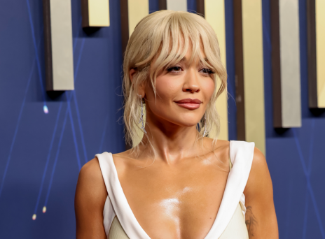 Νέο beef στη μουσική βιομηχανία; Η Ρίτα Όρα υποστηρίζει πως η Σαμπρίνα Καρπέντερ την... σνομπάρει