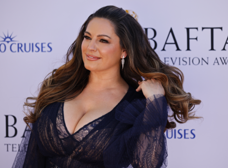 Η Κέλι Μπρουκ μίλησε για την φωτογράφιση με εσώρουχα στα 16 της