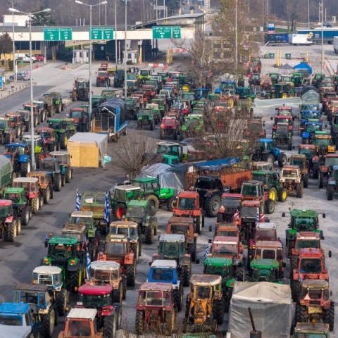 Μπλόκο αγροτών και κτηνοτρόφων στον Προμαχώνα Σερρών