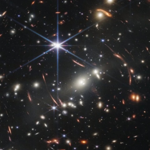 Νέες εικόνες της NASA από τα βάθη του διαστήματος 