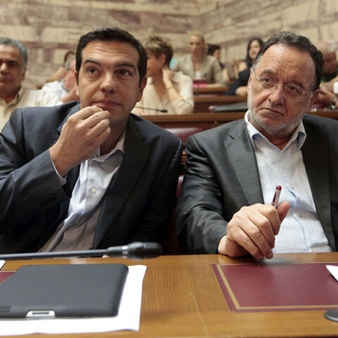 Παναγιώτης Λαφαζάνης και Αλέξης Τσίπρας στη Βουλή