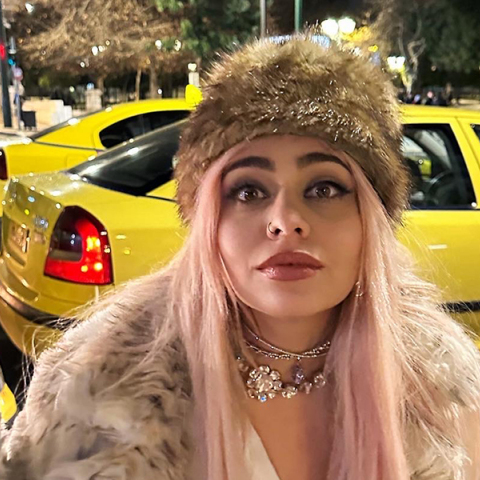 Αγγελική Μανουσάκη - Ζώδια - Αστρολογικές προβλέψεις