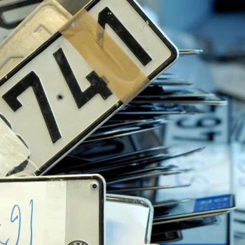 Επιστροφή πινακίδων και αδειών οδήγησης και κυκλοφορίας