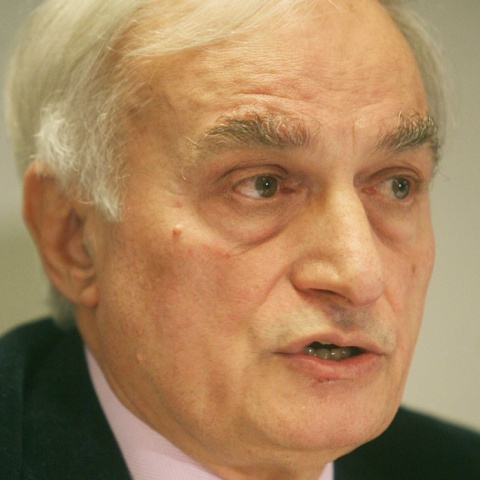 Μανώλης Μαυρομμάτης