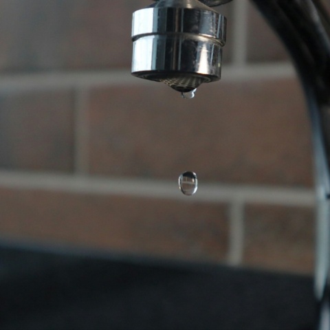 Βρύση που στάζει 