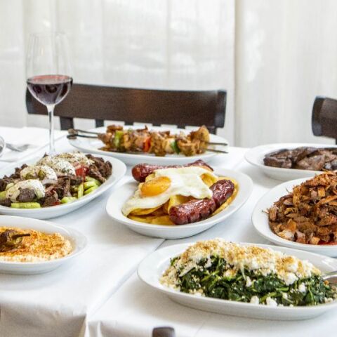 Δώδεκα Πιάτα