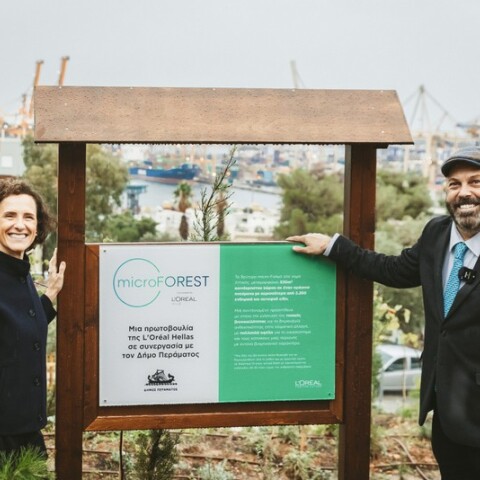 Alessandra Delfini- Country Managing Director της L’Oréal Hellas, Γιάννης Λαγουδάκος - Δήμαρχος Περάματος