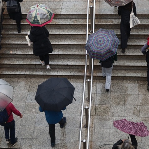 Κακοκαιρία Byron: Επιμένει και το Σάββατο - Πότε θα εξασθενήσει 