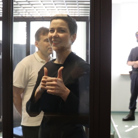 Μεταξύ των αποφυλακισθέντων είναι η Μαρία Κολέσνικοβα, πολιτικός της αντιπολίτευσης στη Λευκορωσία