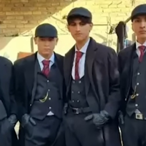 Οι Ταλιμπάν συνέλαβαν τέσσερις άνδρες επειδή κυκλοφορούσαν ντυμένοι σαν τους «Peaky Blinders»