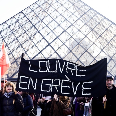 Δεύτερη μέρα απεργίας στο Λούβρο - Κλειστό το μουσείο 