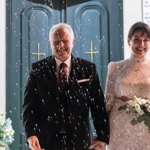 Γιάννης Ραγκούσης: Παντρεύτηκε σε στενό οικογενειακό κύκλο με τη Μαρίνα Κοντοτόλη