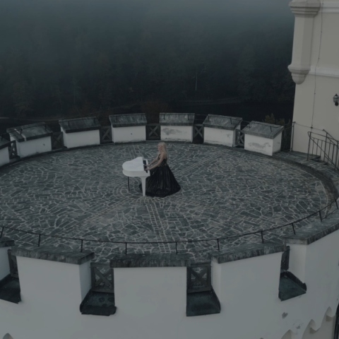 Το πιάνο της Έλενας Ξυδιά σε ένα μεσαιωνικό κάστρο της Κροατίας	