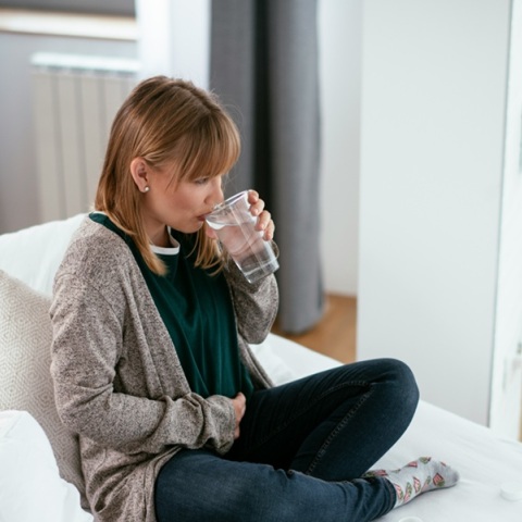 Έρευνα: Εξέταση αίματος μπορεί να προβλέψει τη νόσο του Crohn χρόνια πριν από την εμφάνιση των συμπτωμάτων