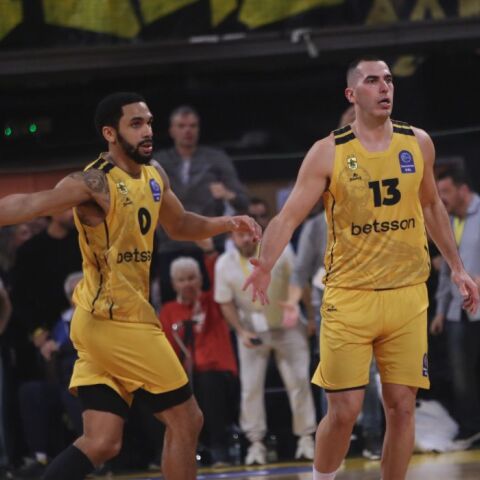 «Αυτοκράτορας» ο Άρης νίκησε τον Παναθηναϊκό στο μπάσκετ