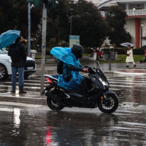 Bροχή στη Θεσσαλονίκη