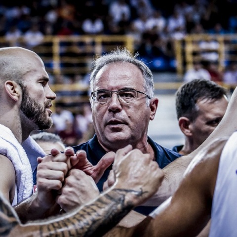 Θλίψη στο ελληνικό μπάσκετ - Πέθανε ο Θανάσης Σκουρτόπουλος