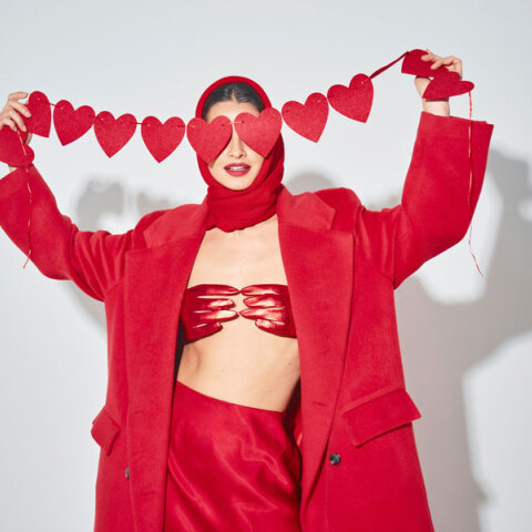 Γιατί οι εφαρμογές γνωριμιών δεν μας φέρνουν πάντα πιο κοντά