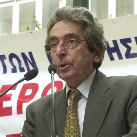 Πέθανε ο πρώην πρόεδρος της ΕΣΗΕΑ, Αριστείδης Μανωλάκος