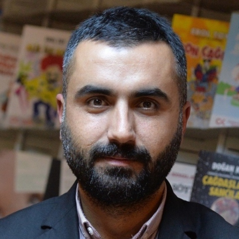 Ο δημοσιογράφος της Deutsche Welle, Αλιτζάν Ουλουντά