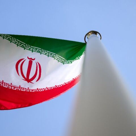 Λόρδος Πόλακ στην Athens Voice:  Η Τεχεράνη πυρήνας αποσταθεροποίησης και η ελπίδα για μια νέα ισορροπία