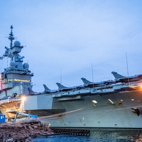 Το γαλλικό αεροπλανοφόρο Charles de Gaulle