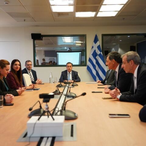 Η σύσκεψη στο υπουργείο Περιβάλλοντος και Ενέργειας για το θέμα