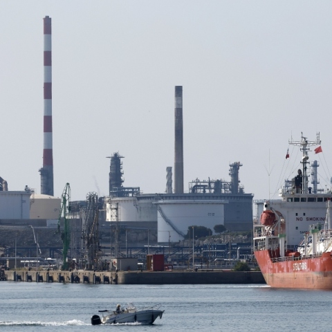 «Αν αυξηθούν, ας αυξηθούν», λέει ο πρόεδρος Τραμπ για τις τιμές στα καύσιμα