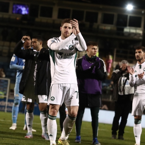 ποδοσφαιριστες πανυγηριζουν