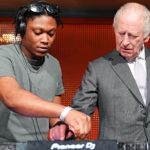 Ο βασιλιάς Κάρολος στα decks - «Δεν είναι τόσο εύκολο όσο φαίνεται»