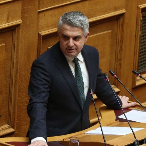 Κωνσταντινόπουλος: Την έδρα μου δεν την περιφέρω από κόμμα σε κόμμα - Υπερήφανα αποχωρώ