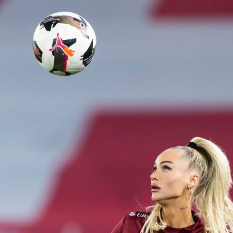 Η Αλίσα Λέμαν απαντά σε όσα λίγο έλειψε να την διώξουν από το ποδόσφαιρο