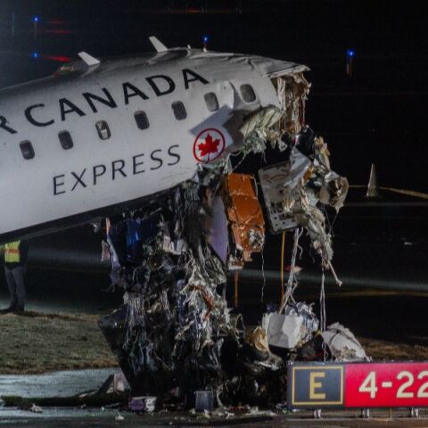 LaGuardia: Βίντεο ντοκουμέντο από τη μοιραία σύγκρουση του αεροσκάφους με το πυροσβεστικό