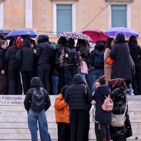 Βροχή στο Σύνταγμα