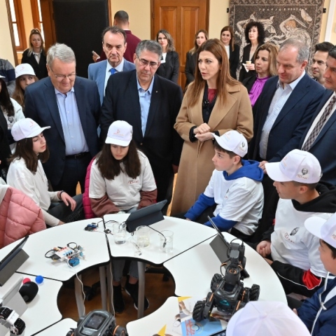 Εγκαίνια του Κέντρου Καινοτομίας Κεντρικής Μακεδονίας στην Πέλλα από την Υπ. Παιδείας, Σοφία Ζαχαράκη