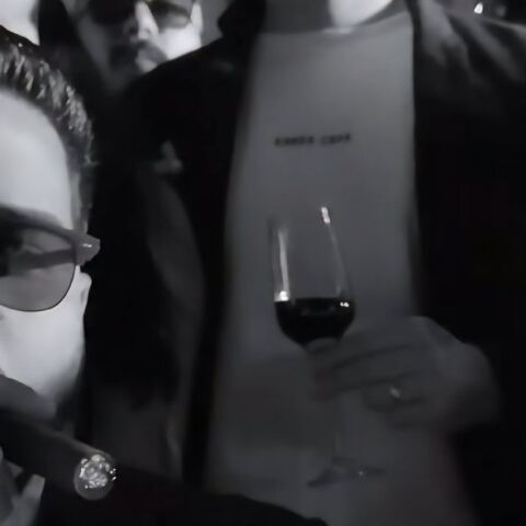 Ο Σάντρο Κάστρο, με πούρο στο στόμα