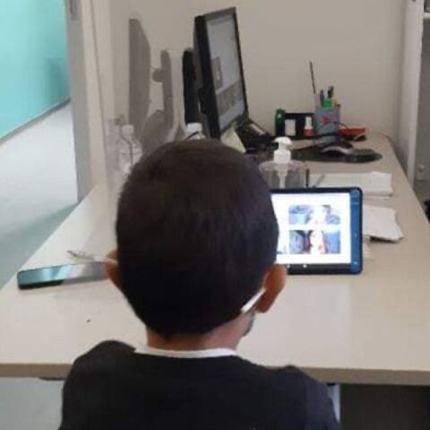 Μαθητής σε τηλεκπαίδευση