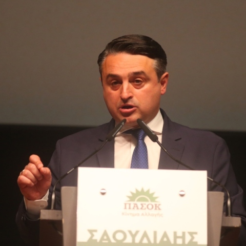 Παραιτήθηκε από το ΠΑΣΟΚ ο Αντώνης Σαουλίδης