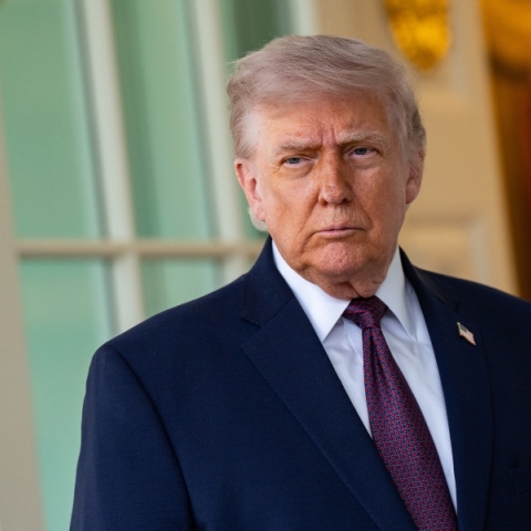 Τραμπ: Ανοίγω τα Στενά για την Κίνα και για όλο τον κόσμο, ο Σι θα μου κάνει μια μεγάλη αγκαλιά