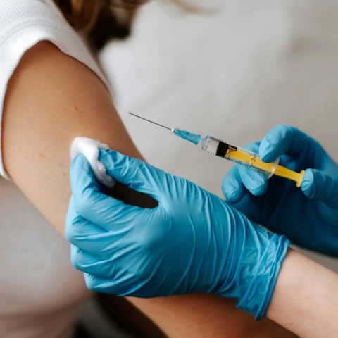 Εμβολιασμός: Η πιο ισχυρή ασπίδα της Δημόσιας Υγείας - Περίπου έξι ζωές σώζονται ανά λεπτό	