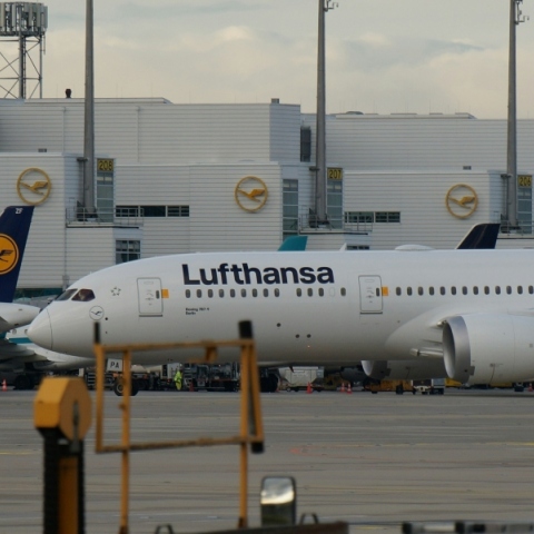 Γερμανία: Η Lufthansa καταργεί 20.000 μη κερδοφόρες πτήσεις για την εξοικονόμηση κηροζίνης	
