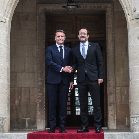 Χριστοδουλίδης σε Μακρόν: Οι φίλοι φαίνονται στα δύσκολα και εσείς το έχετε αποδείξει έμπρακτα