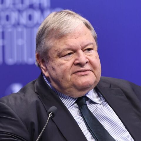 Ευ. Βενιζέλος από Φόρουμ Δελφών: Οι επιθέσεις στην Κοβέσι καθιστούν απολύτως υποχρεωτική την ανανέωση της θητείας