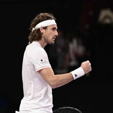 Σε καλή κατάσταση ο Τσιτσιπάς – Στους «16» του Masters της Μαδρίτης με τρίτη διαδοχική νίκη