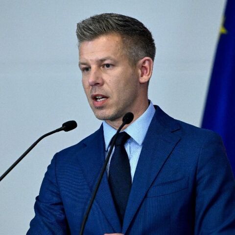 O νεοεκλεγείς πρωθυπουργός της Ουγγαρίας, Πέτερ Μαγιάρ