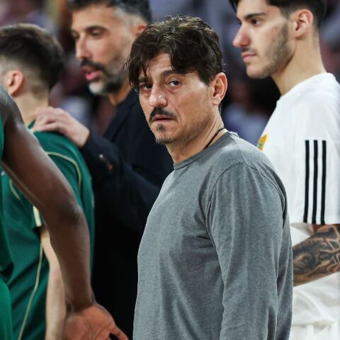 Γιαννακόπουλος μετά την τιμωρία της Euroleague: Ποιος θα μου φέρει το τρόπαιο στο Σούνιο;