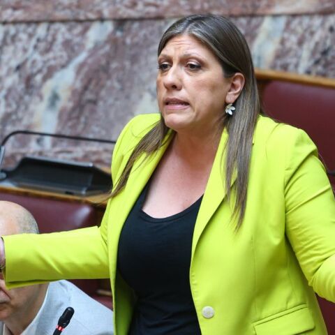 Αγωγή 500.000 ευρώ της Βασιλικής Πολύζου κατά της Ζωής Κωνσταντοπούλου