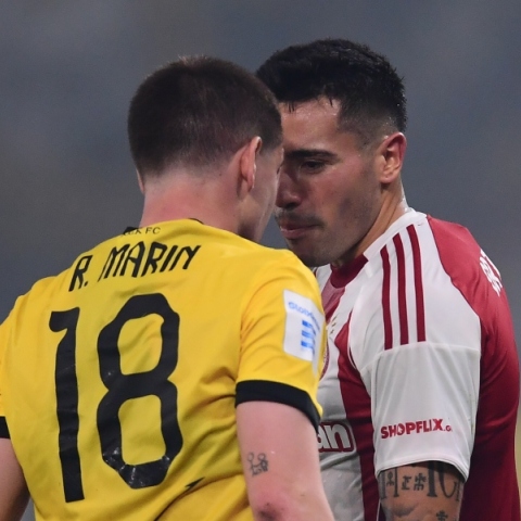 AEK-Ολυμπιακός 1-1: Χαμογέλασαν οι ερυθρόλευκοι στην κιτρινόμαυρη φιέστα