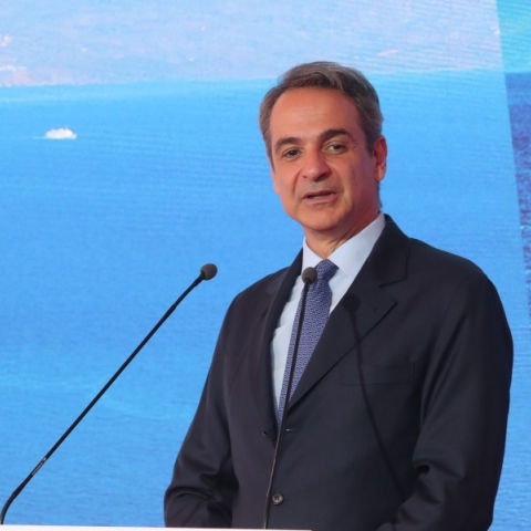 Ο Μητσοτάκης στα εγκαίνια της νέας γραμμής παραγωγής της Coca-Cola 3Ε στο Σχηματάρι