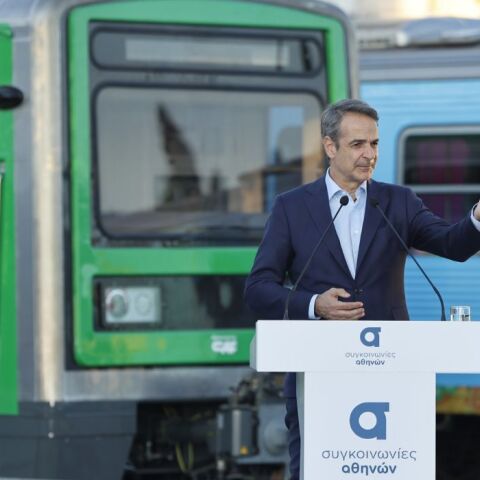 Μητσοτάκης: 1.076 νέα λεωφορεία στην Αθήνα και νέες συλλογικές συμβάσεις
